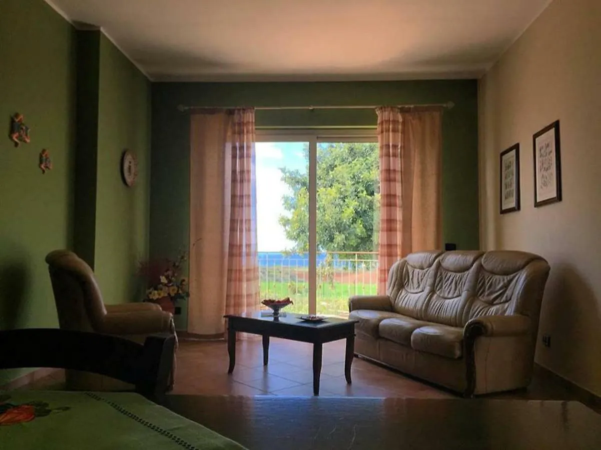 Holiday home Villa Chiara Montallegro Italy